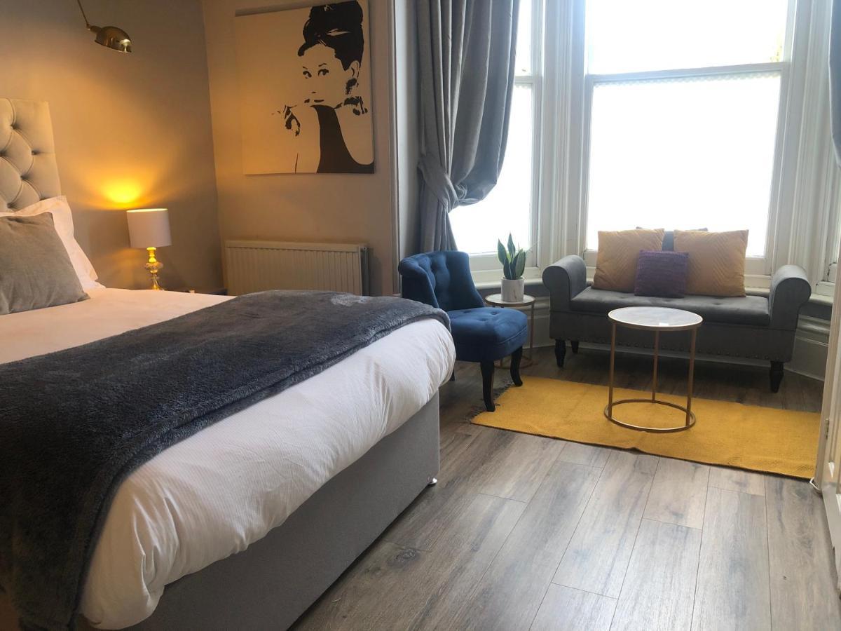 Canterbury Accommodations With Free Car Park Onsite And High Speed Wifi Exteriör bild