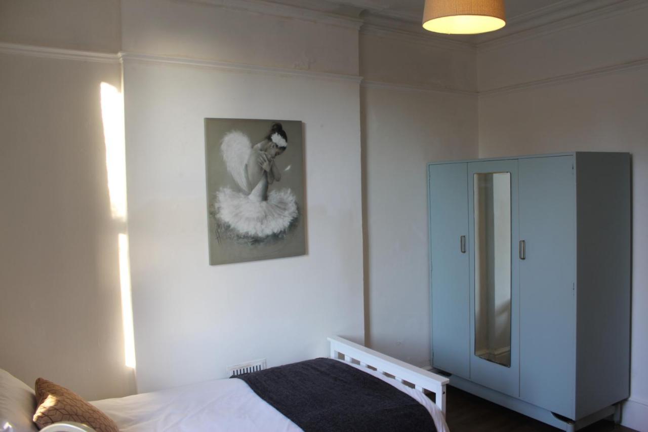 Canterbury Accommodations With Free Car Park Onsite And High Speed Wifi Exteriör bild