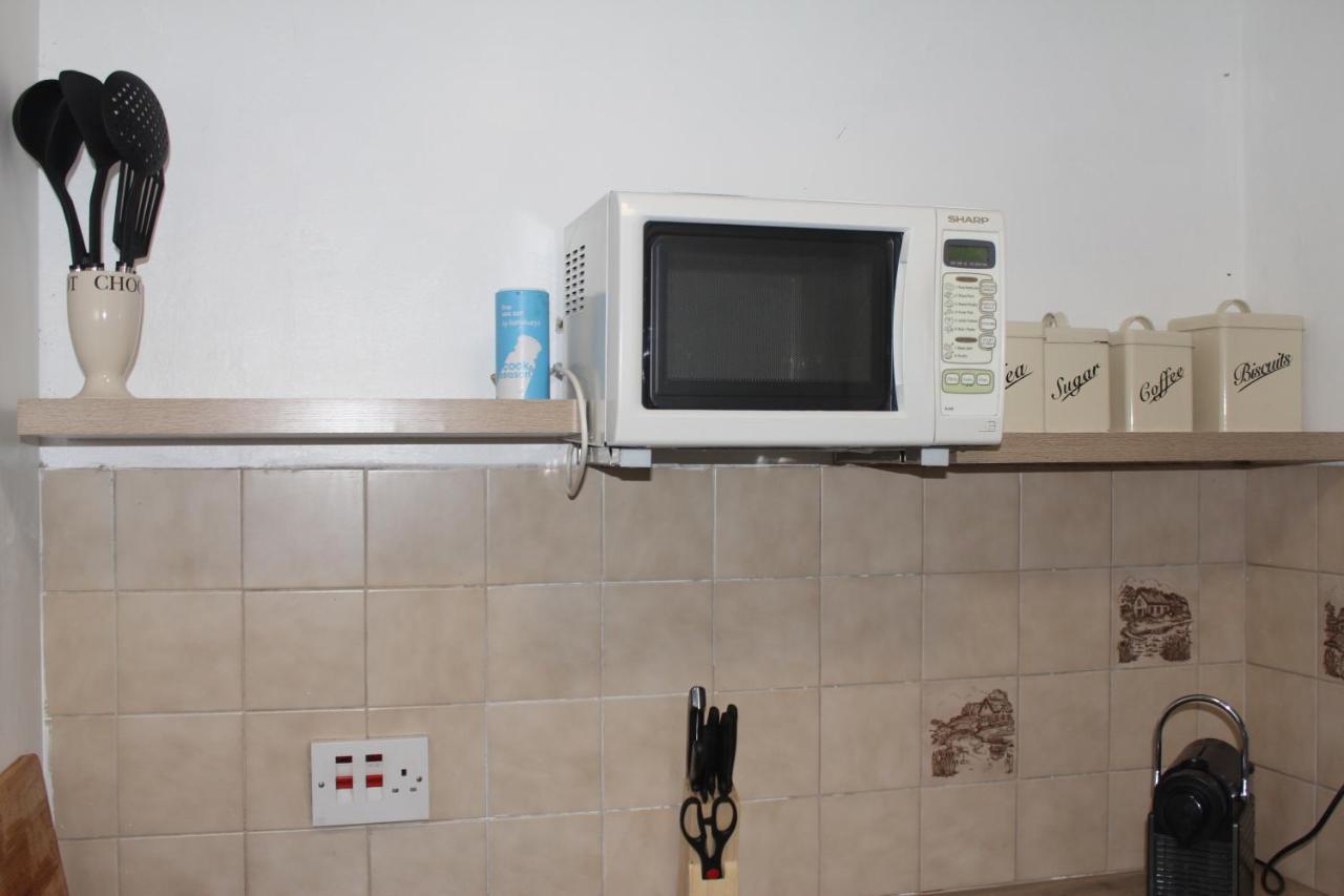 Canterbury Accommodations With Free Car Park Onsite And High Speed Wifi Exteriör bild
